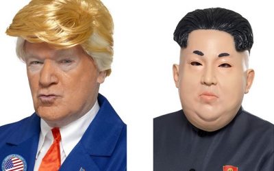 Masque et déguisement de personnalités politiques : Trump vs Kim Jong-un